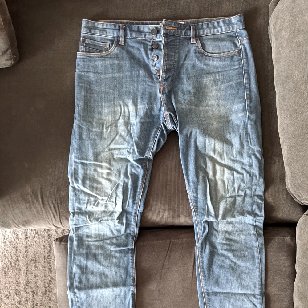 Men’s Dark Blue Jeans